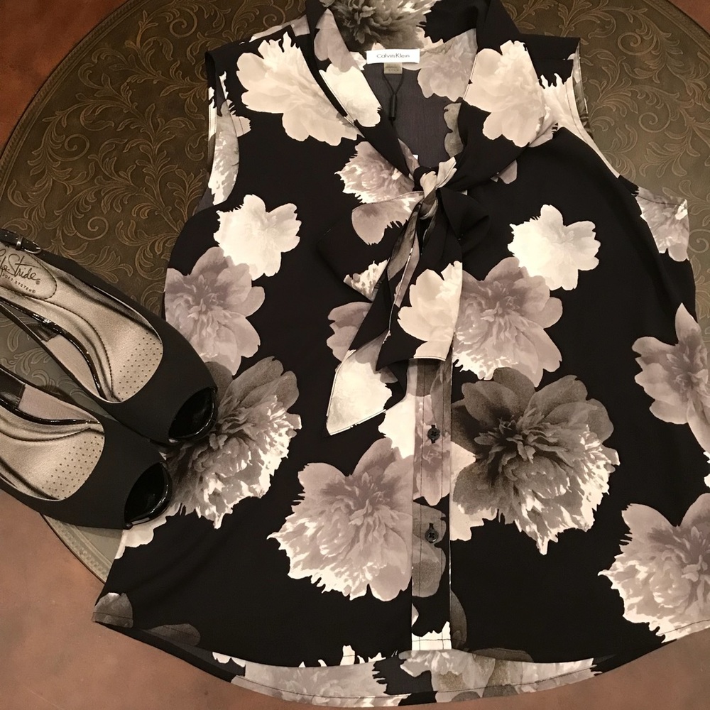 Calvin Klein Black Floral Tie-Neck Sleeveless Blouse